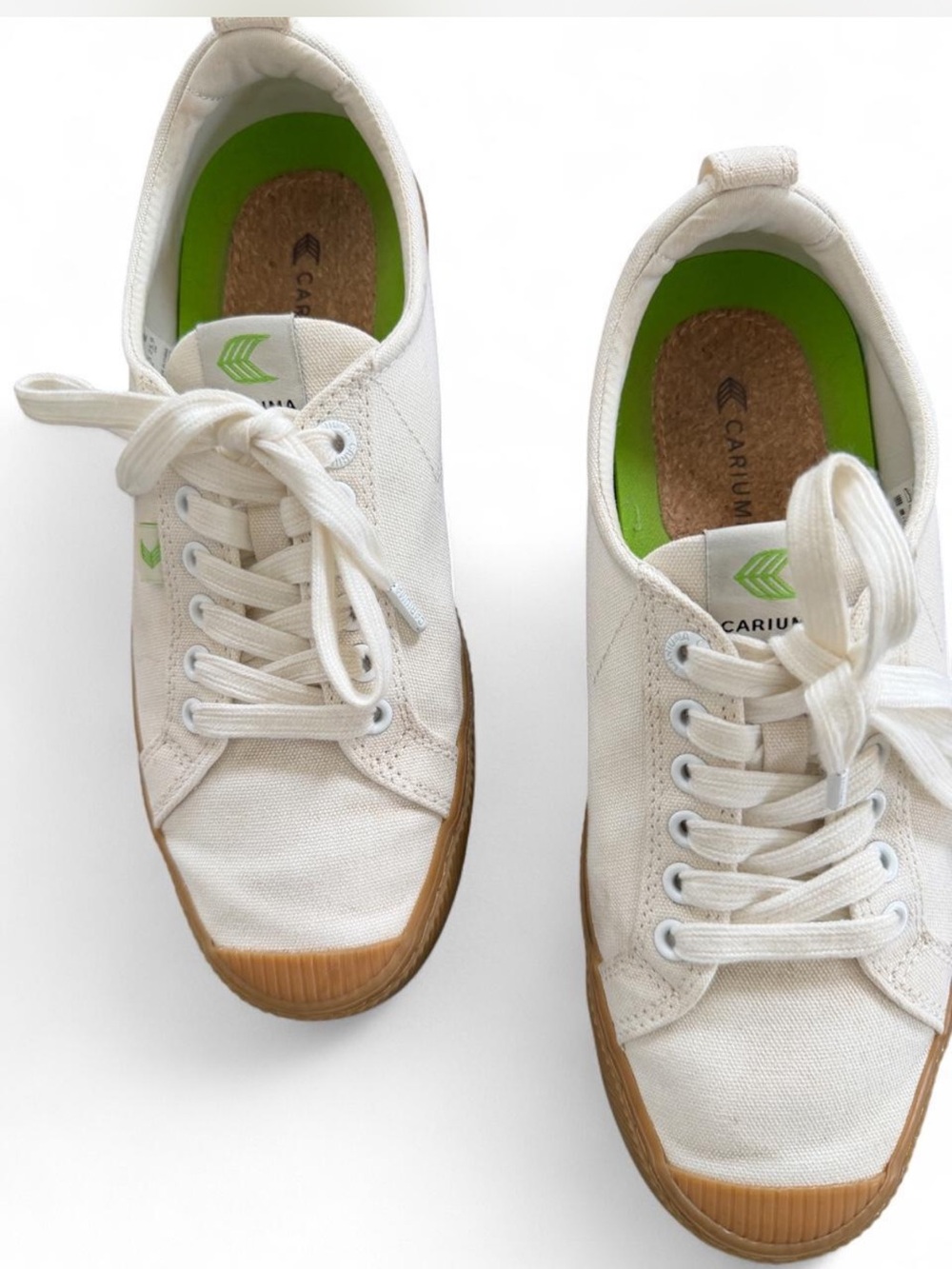 CARIUMA OCA Low Canvas Sneakers Off-White Gum Sole Size W10 / M8.5